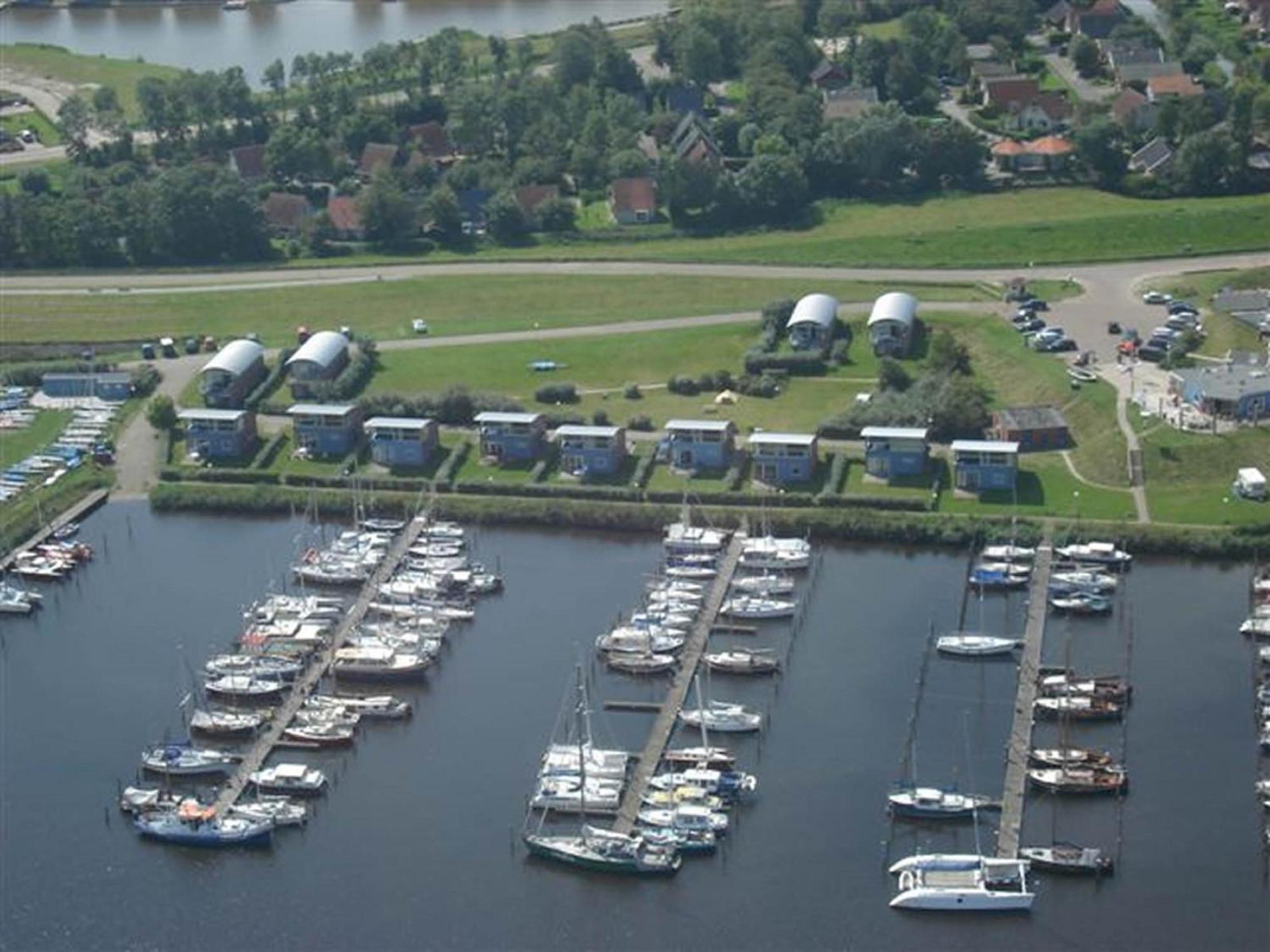 House Marijke With Winter Garden And Direct Access To The Lauwersmeer Anjum Zewnętrze zdjęcie