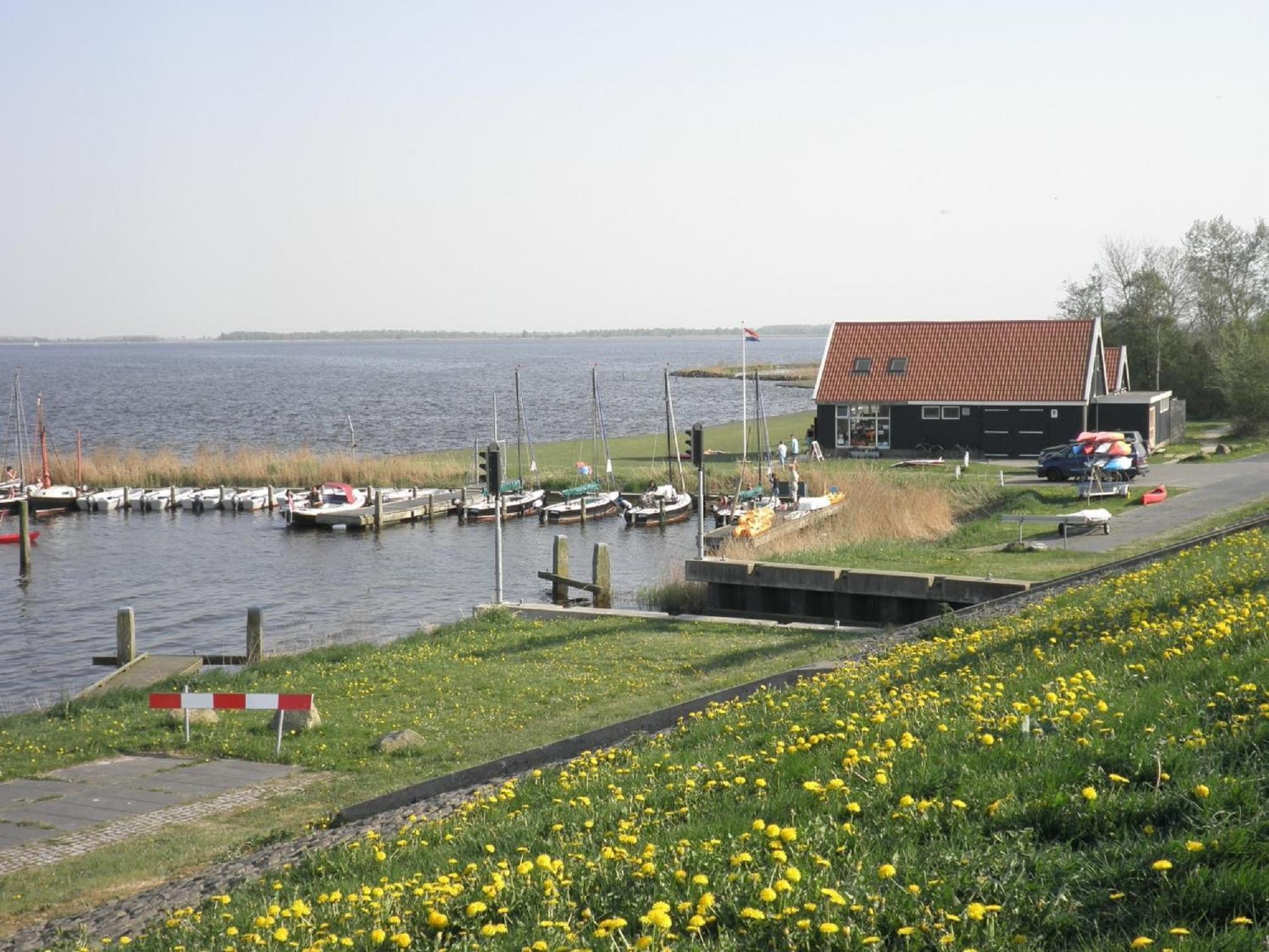 House Marijke With Winter Garden And Direct Access To The Lauwersmeer Anjum Zewnętrze zdjęcie