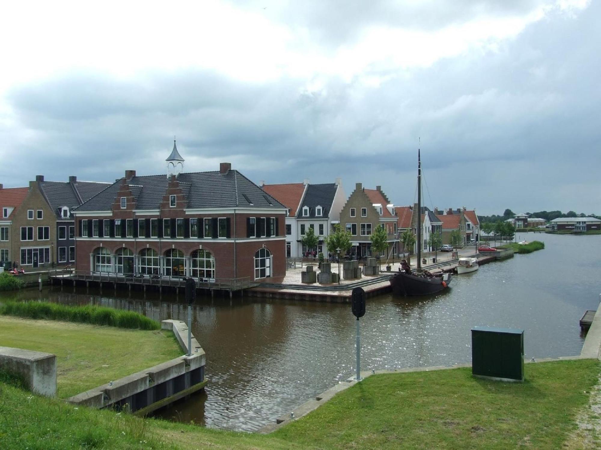 House Marijke With Winter Garden And Direct Access To The Lauwersmeer Anjum Zewnętrze zdjęcie
